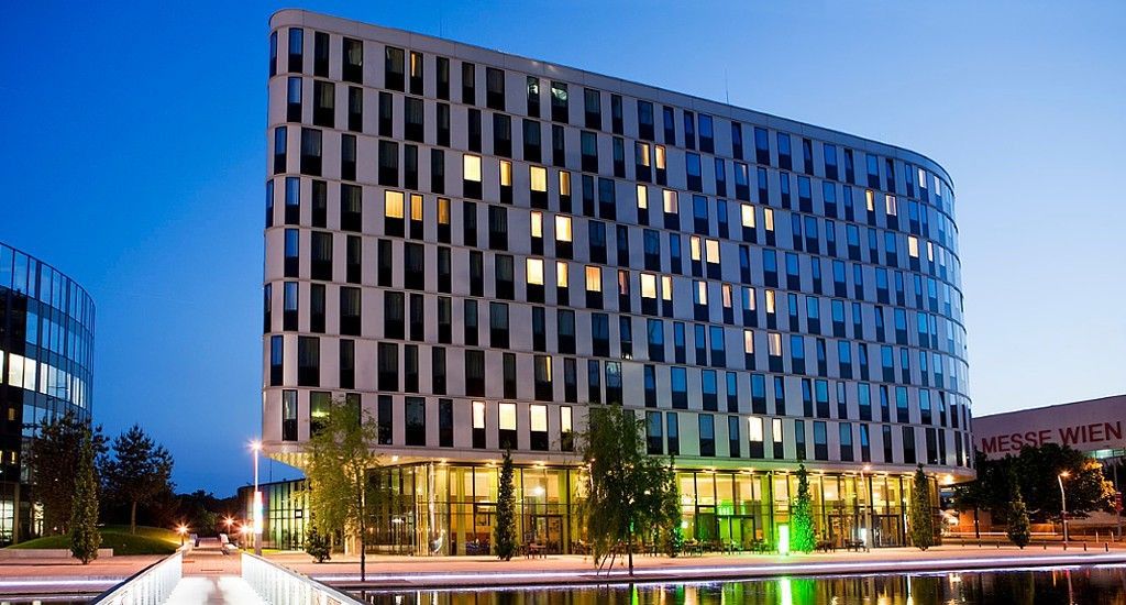 Courtyard By Marriott Vienna Prater/Messe Hotel Exterior photo